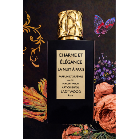 CHARME ET ÉLÉGANCE — LA NUIT À PARIS